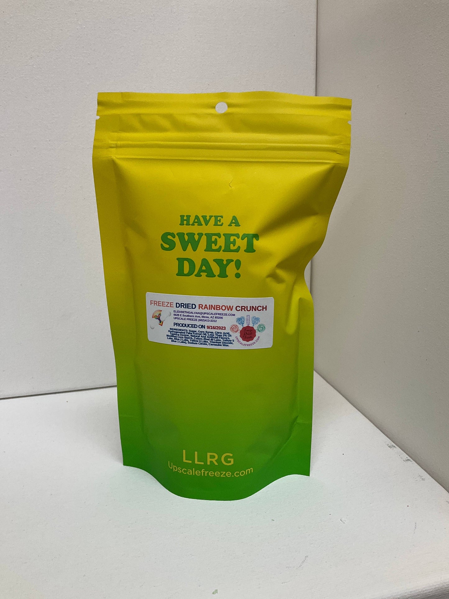 FREEZE DRIED RAINBOW CRUNCH: SMALL