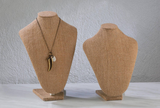 Natural Jute Neck Form: Large