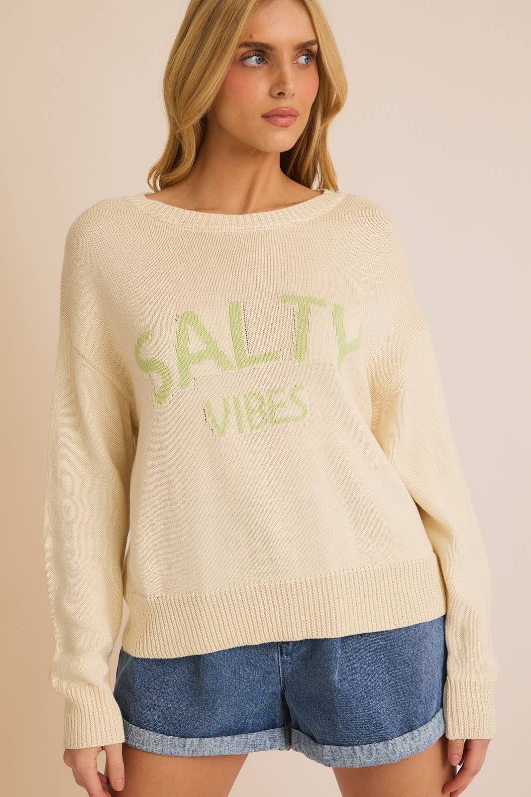 ROUND NECK LONG SLEEVE "SALTY VIBES" LIGHT WEIGHT SWEATER: CREAM-LT GREEN / M
