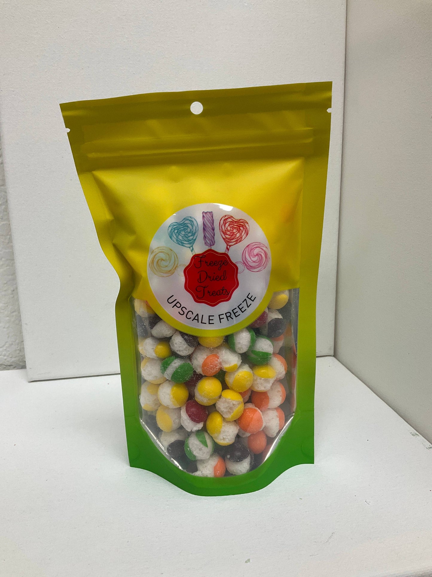 FREEZE DRIED RAINBOW CRUNCH: SMALL