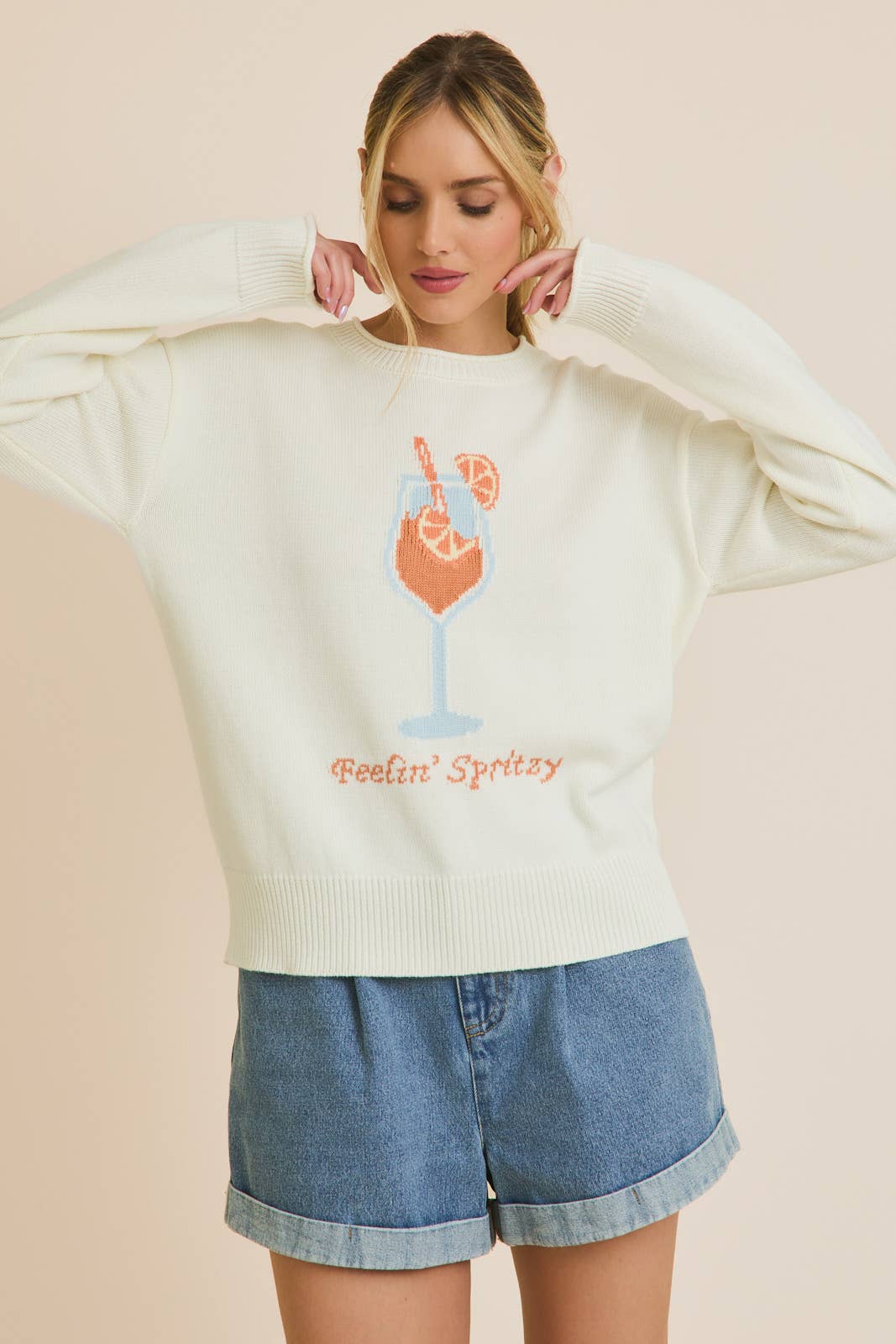 ROUND NECK LONG SLEEVE "COCKTAIL" LIGHT WEIGHT SWEATER: WHITE-MULTI / M