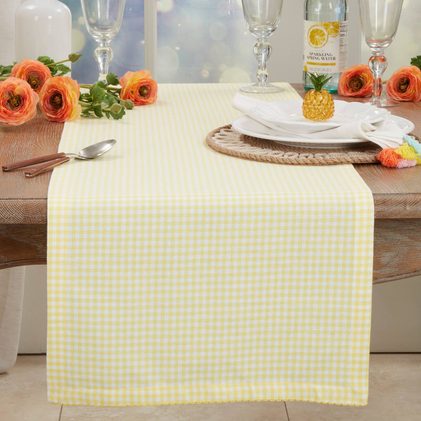 Traditional Gingham Table Runner: Yellow / 16"x72"