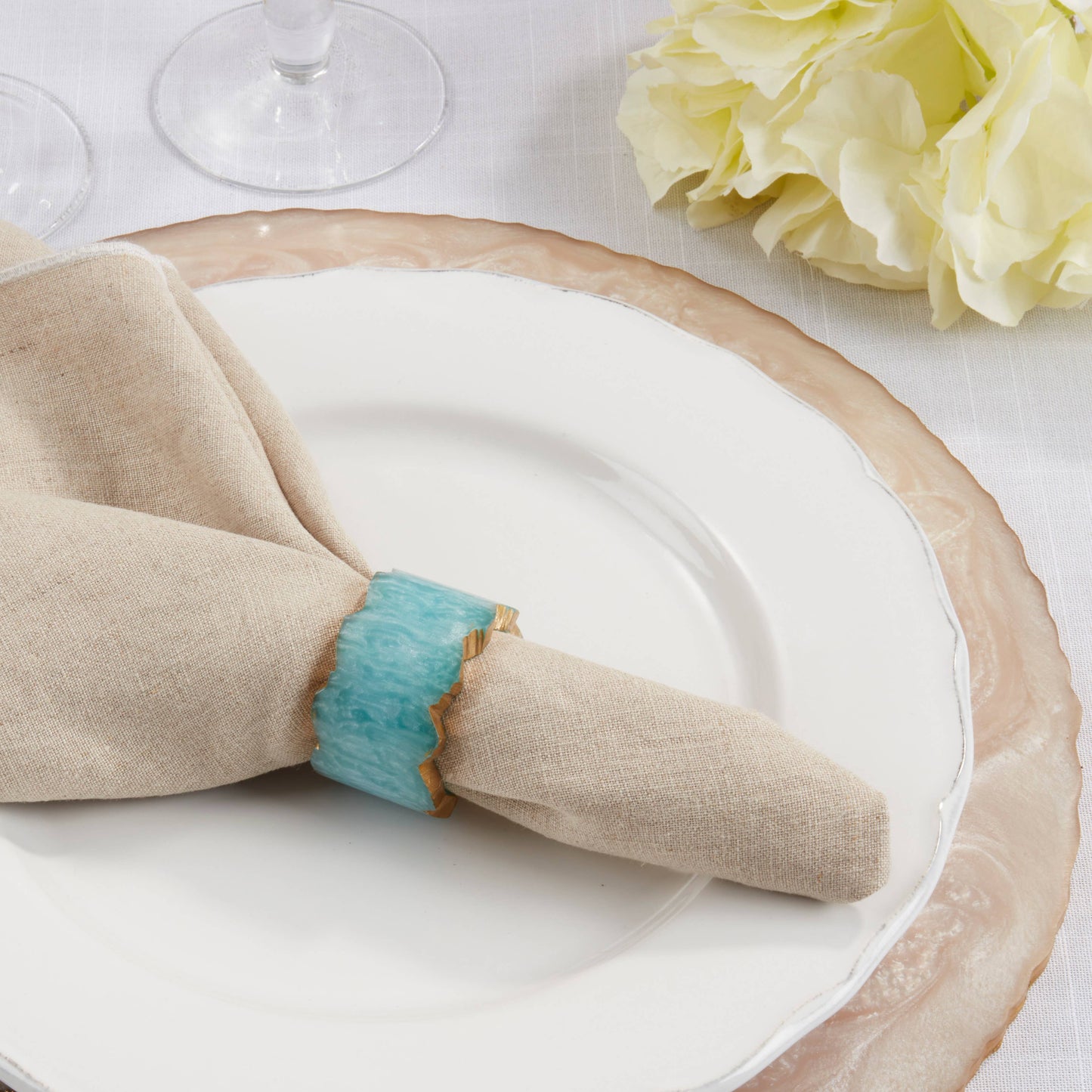 Resin Artistry Napkin Ring: Aqua