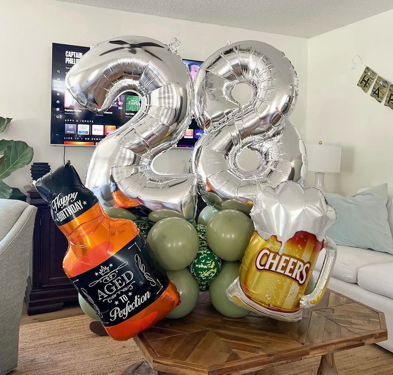Single Number - Birthday Balloon Stacks